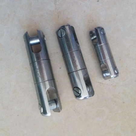 旋转连接器 